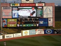 photos2010002221